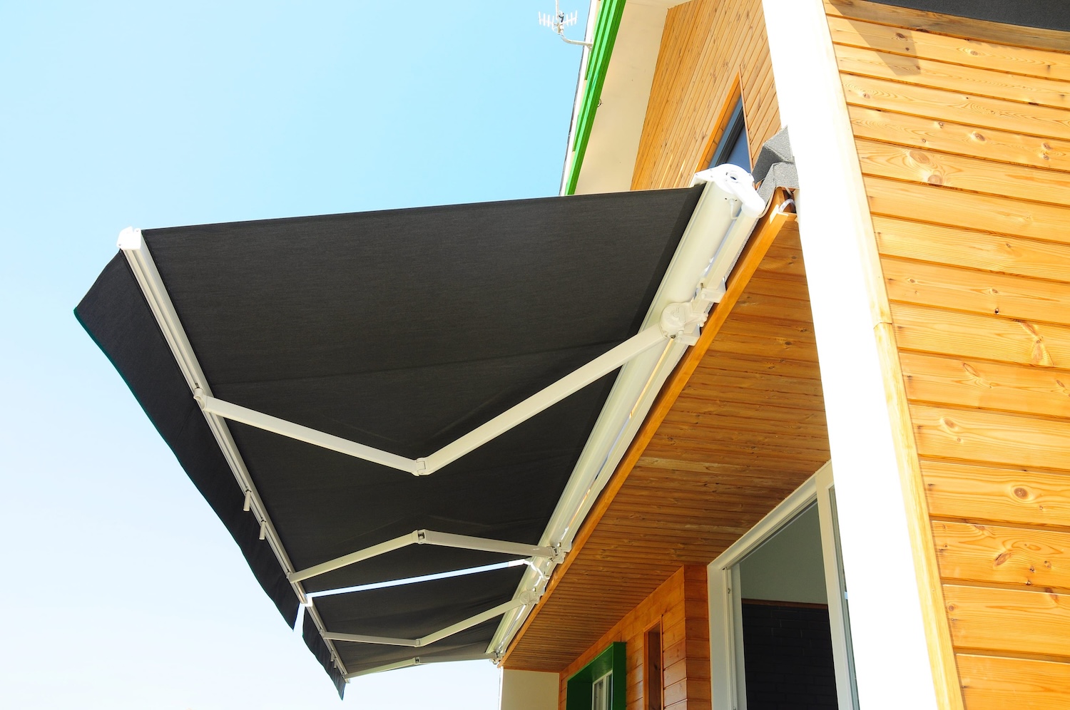 Sew What Blinds And Awnings Folding Arm Awning